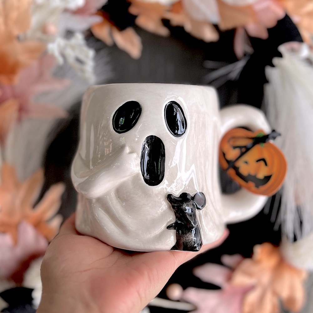 ✨NEW👻Blue Sky Spooked Ghost with Mouse Mug🐭